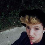  style=