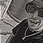  style=